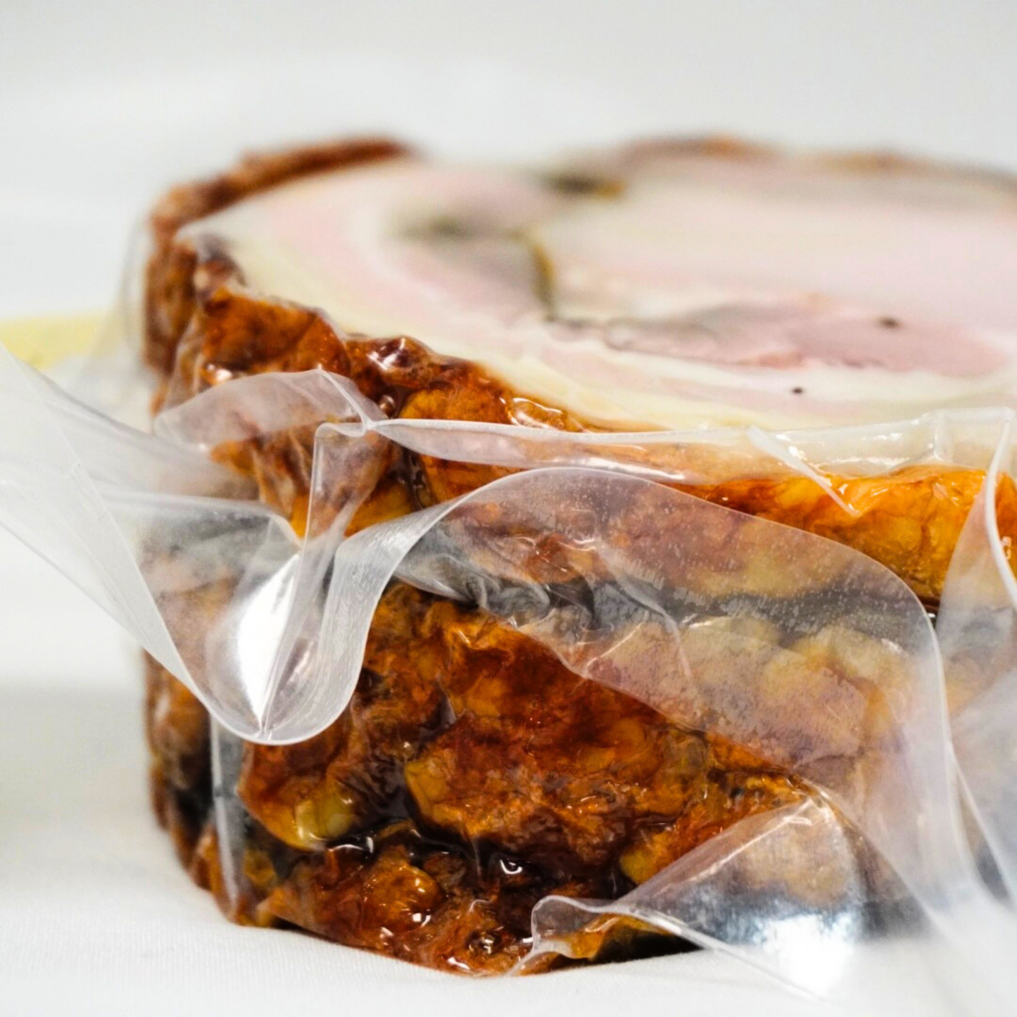 Trancio di porchetta firmata Macelleria Davide Cecconi – Essenza Pisterzi
