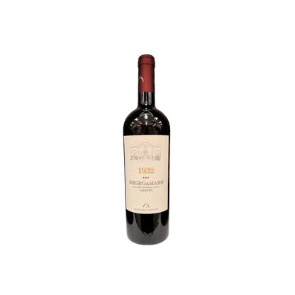 Producers of Manduria Negramaro Wine of Salento