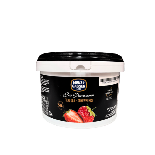 Secchiello da 2kg di Confettura Menz & Gasser alla Fragola – disponibile su Essenza Pisterzi
