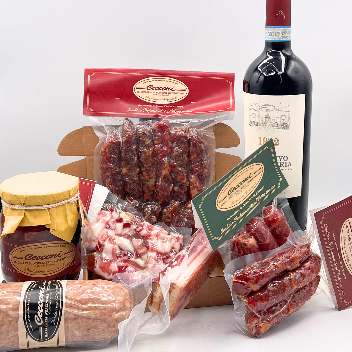 Box San Valentino Deluxe – Selezione Gourmet di Salumi e Vino, 8 pezzi.
